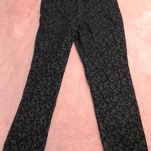 Flocked stretch jeans